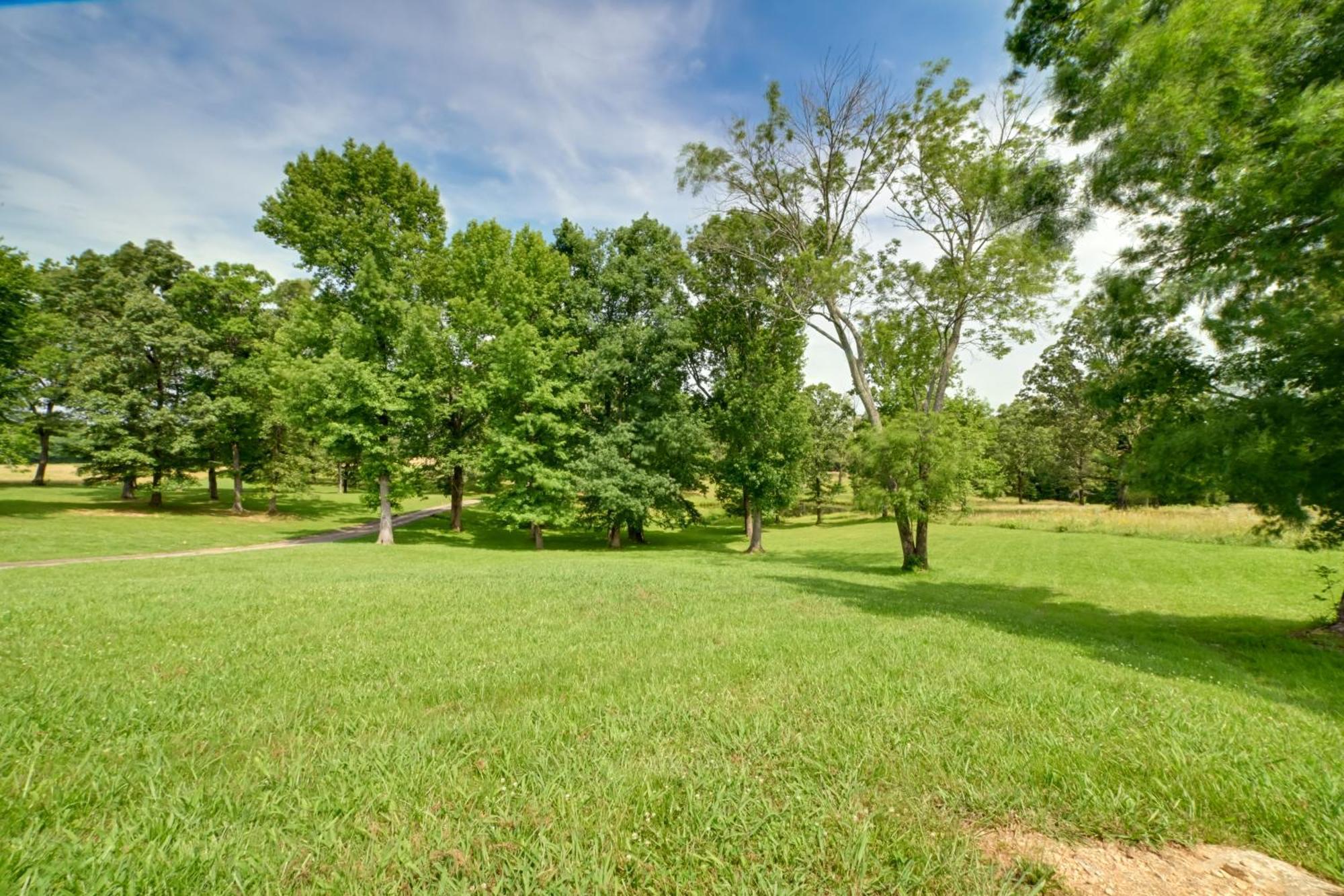 Serene Mcewen Cottage About 2 Mi To Golf Course! Exterior photo
